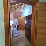 Korabi Πανσιόν Ceren