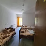 Πανσιόν Korabi 3*