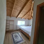 Korabi ゲストハウス Ceren
