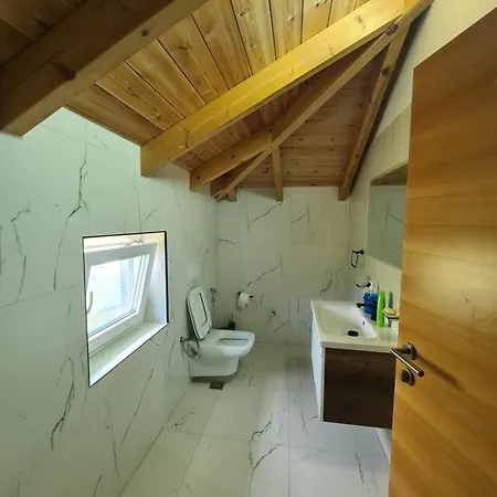 Korabi 3* Ceren