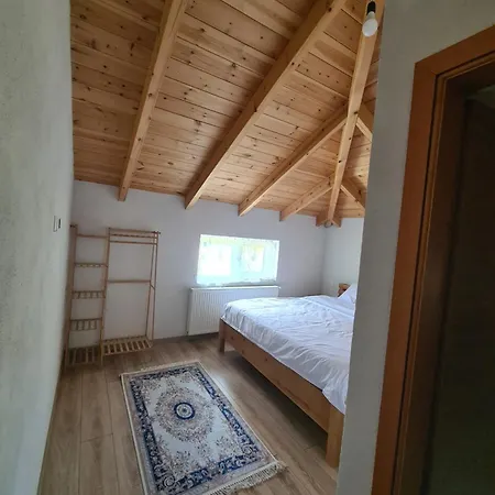 Korabi Penzion Ceren
